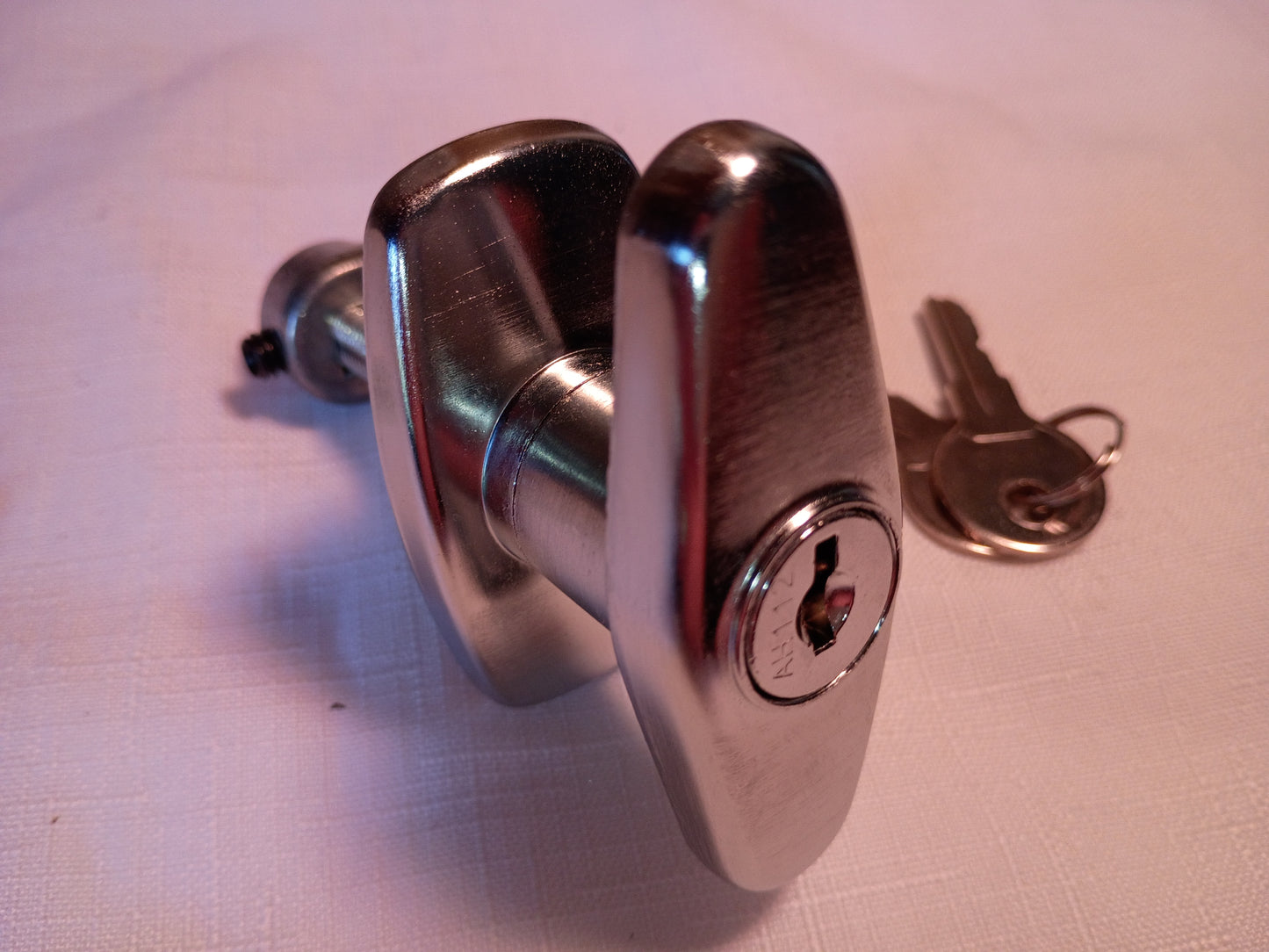 trunk lock handle